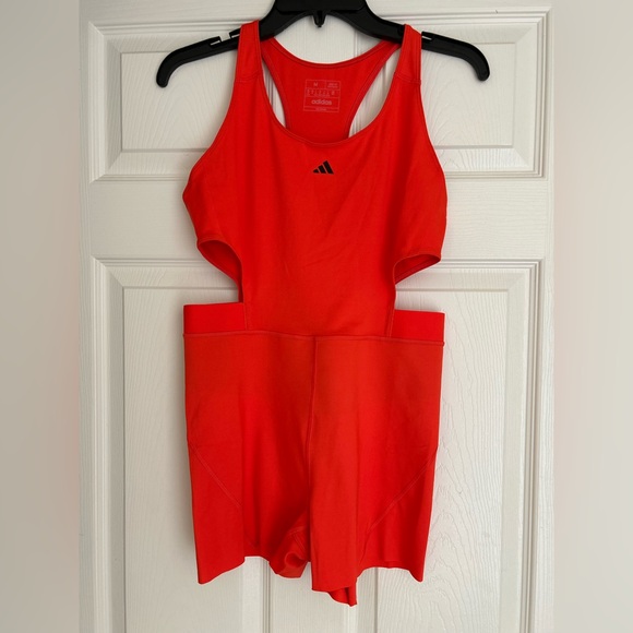 NWT!  Adidas Powershort Onsie - Picture 1 of 8